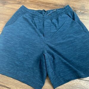 Lululemon men’s running short. Size: Medium. Worn a few times.